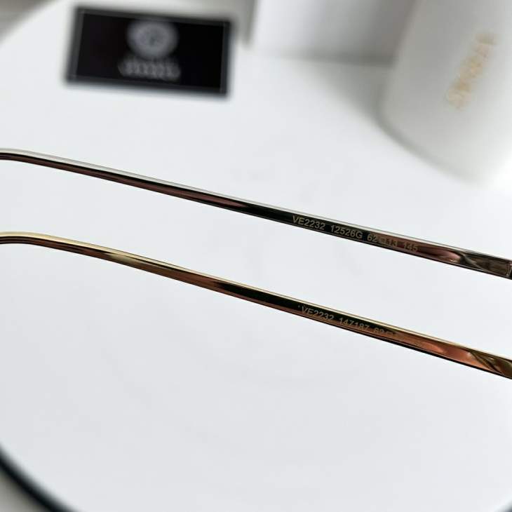 Picture of Versace Sunglasses _SKUfw77894366fw